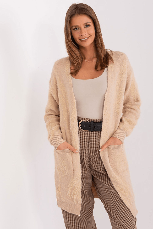 Cardigan AT 