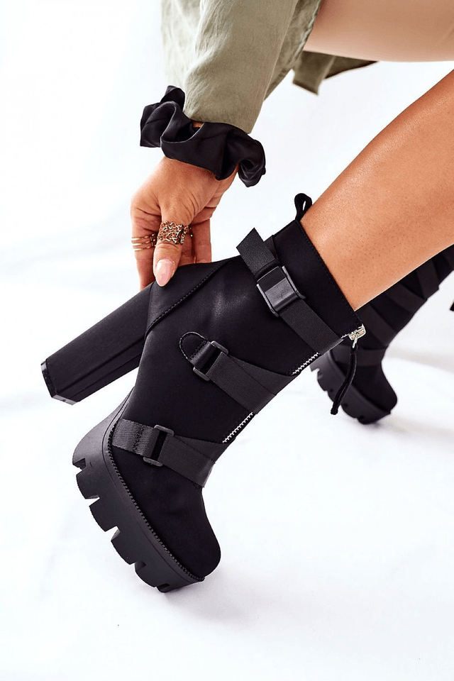 Stivali con tacco Step in style